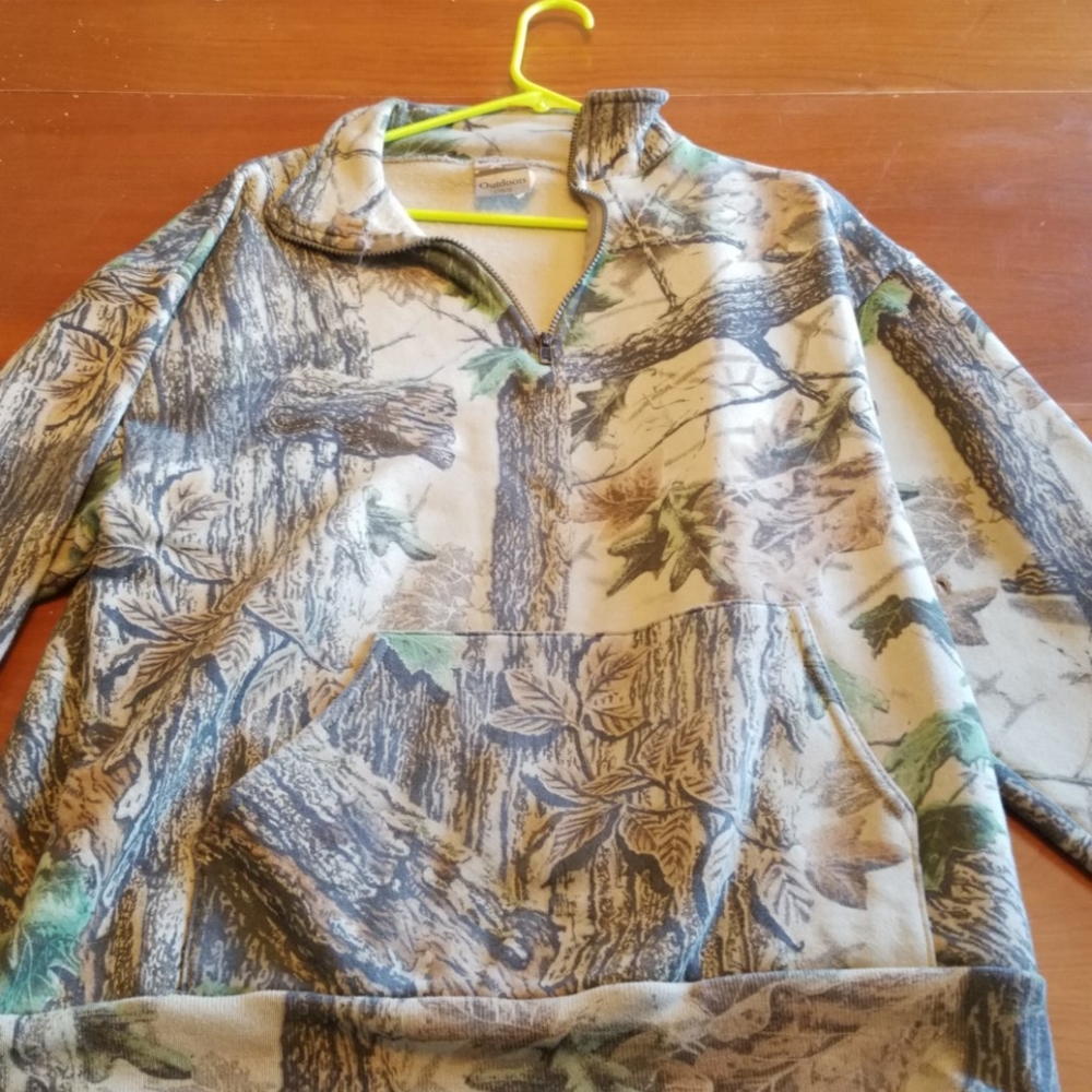 Camo collared pullover